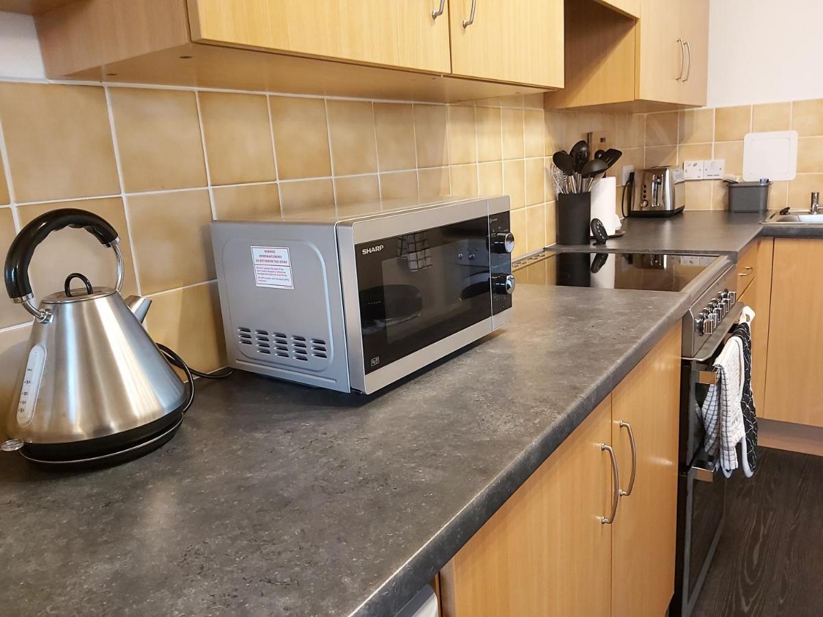 Inverness City Centre Apartment With Elevator And Google Chromecast 외부 사진