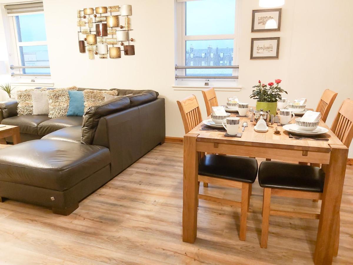 Inverness City Centre Apartment With Elevator And Google Chromecast 외부 사진
