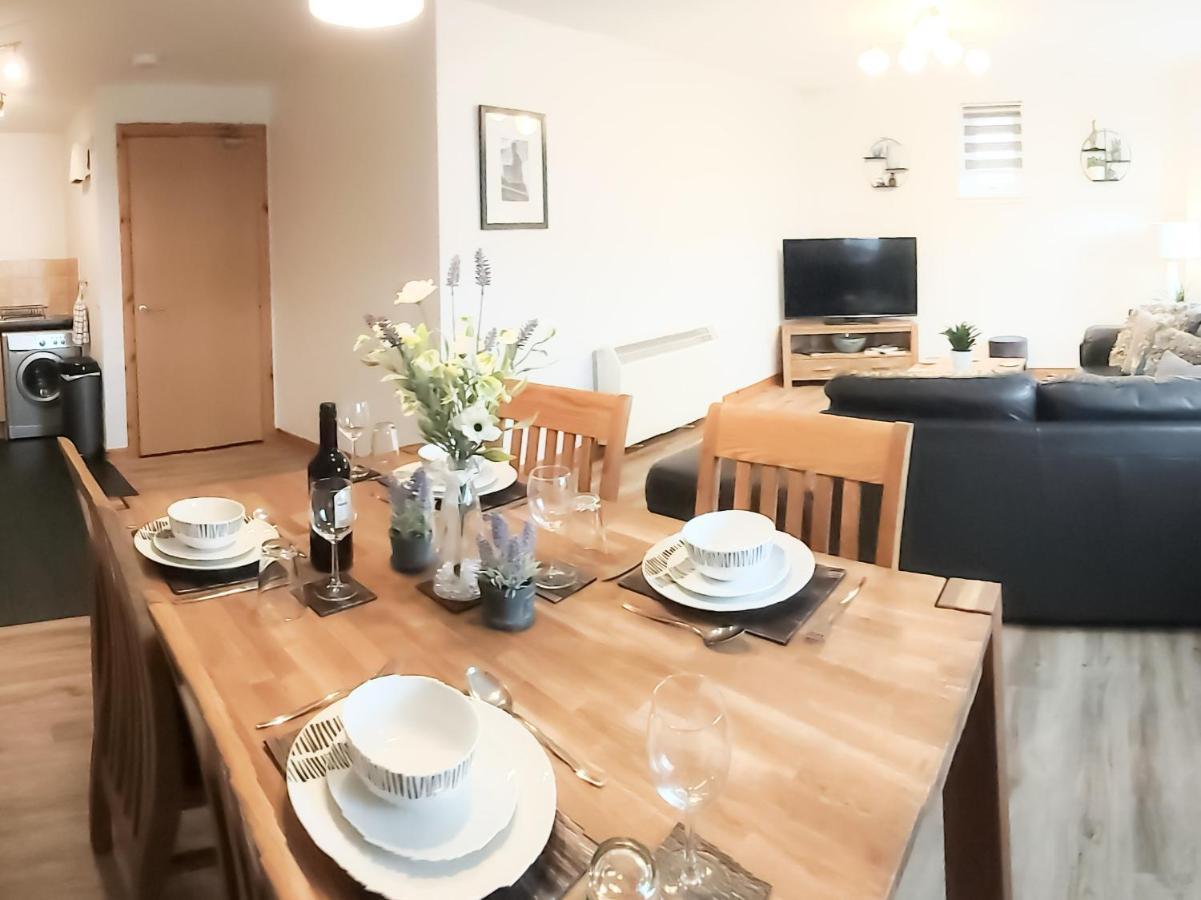 Inverness City Centre Apartment With Elevator And Google Chromecast 외부 사진