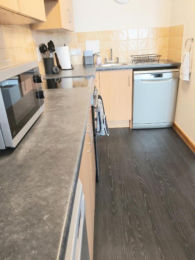 Inverness City Centre Apartment With Elevator And Google Chromecast 외부 사진